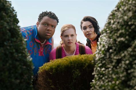 Mean Girls Review A Grool Musical Update Of The Teen Classic Mean Girls Review A Grool Musical Update Of The Teen Classic