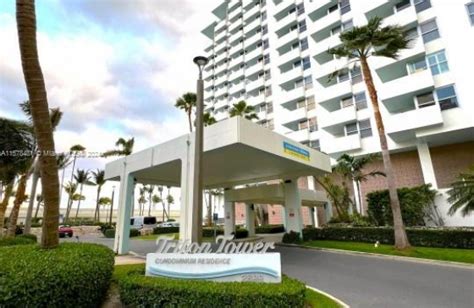 Triton Tower Condo For Sale 2899 Collins Ave Apartment 416 Miami Triton Tower Condo For Sale 2899 Collins Ave Apartment 416 Miami