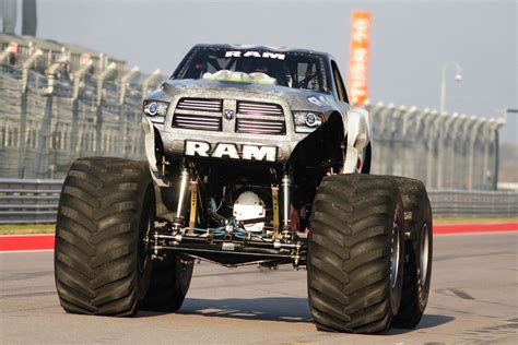 World S Fastest Monster Truck Gets 264 Feet Per Gallon Wired World S Fastest Monster Truck Gets 264 Feet Per Gallon Wired